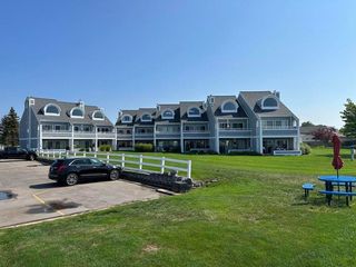116 Millpoint Drive, Spring Lake, MI 49456