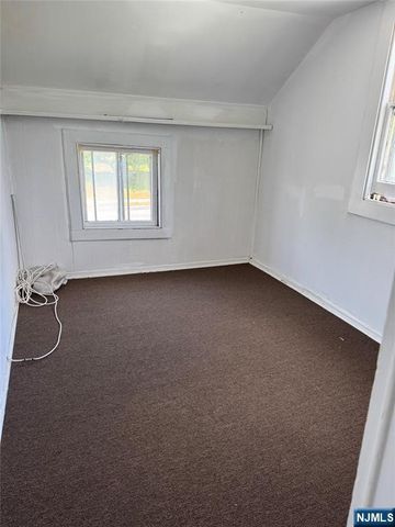 944 Hamburg Turnpike, Wayne, NJ 07470