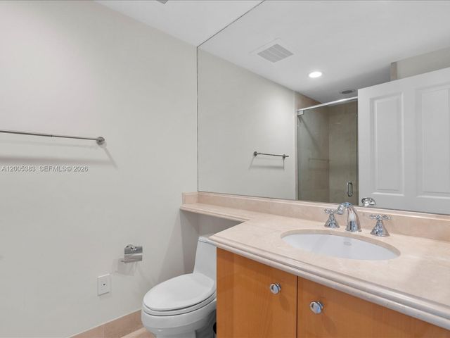 17875 Collins Ave 3305, Sunny Isles Beach, FL 33160
