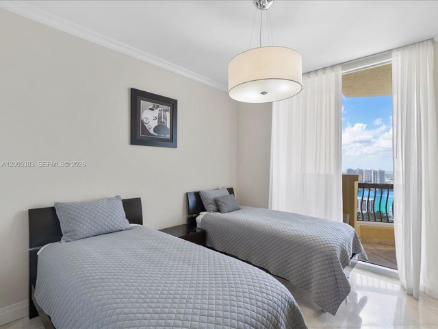 17875 Collins Ave 3305, Sunny Isles Beach, FL 33160