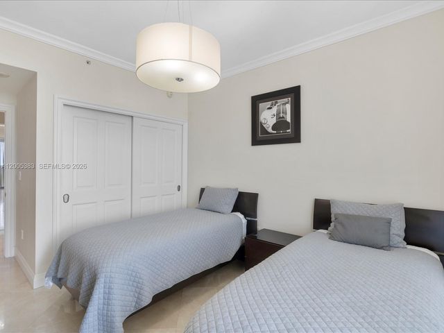 17875 Collins Ave 3305, Sunny Isles Beach, FL 33160