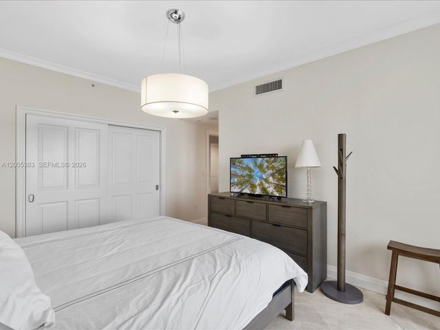 17875 Collins Ave 3305, Sunny Isles Beach, FL 33160