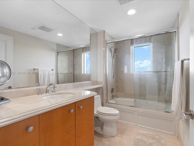 17875 Collins Ave 3305, Sunny Isles Beach, FL 33160