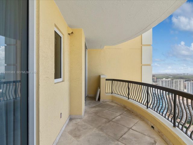 17875 Collins Ave 3305, Sunny Isles Beach, FL 33160
