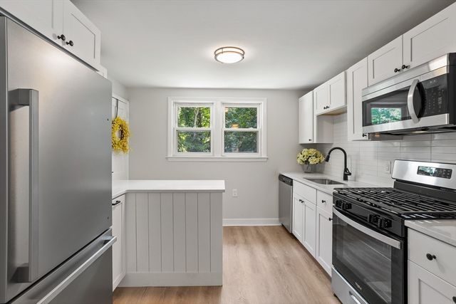 15 Genetti Street 15, Bedford, MA 01730