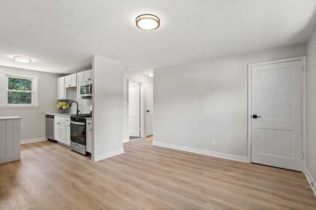 15 Genetti Street 15, Bedford, MA 01730