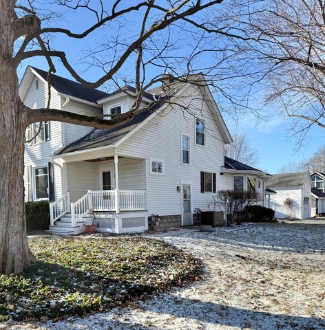 55 Garfield Street, Oswego, IL 60543