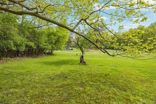 0000 Tioga, Southfield, MI 48033