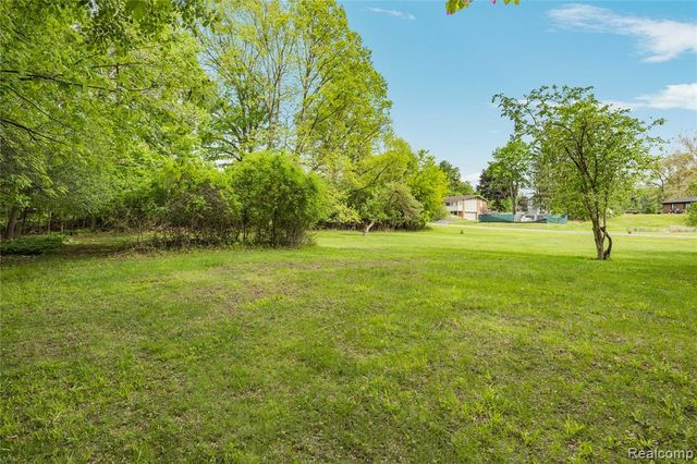 0000 Tioga, Southfield, MI 48033