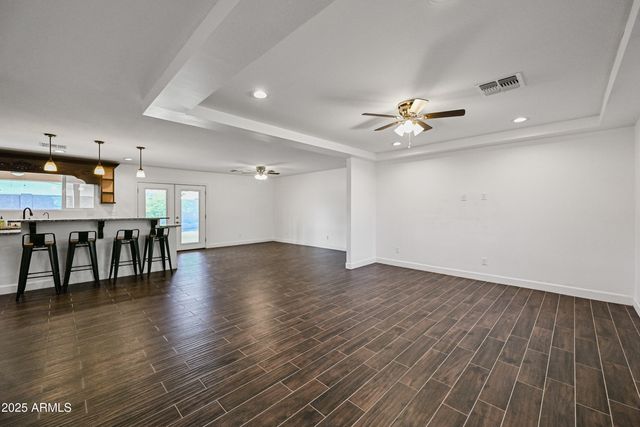 2914 E Michelle Drive, Phoenix, AZ 85032