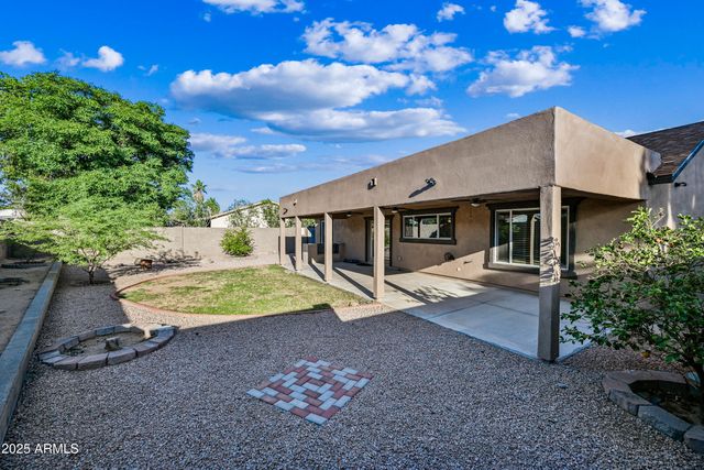 2914 E Michelle Drive, Phoenix, AZ 85032