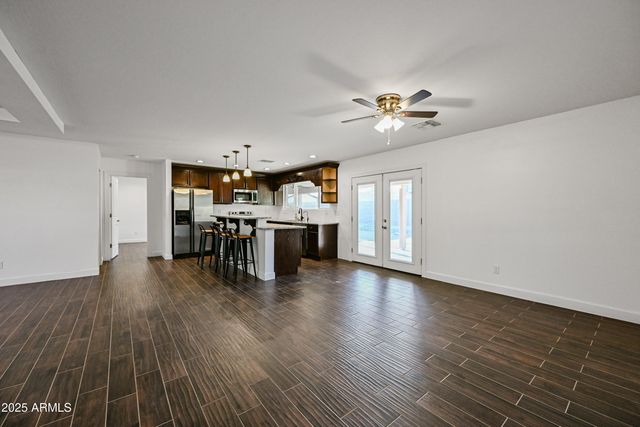 2914 E Michelle Drive, Phoenix, AZ 85032