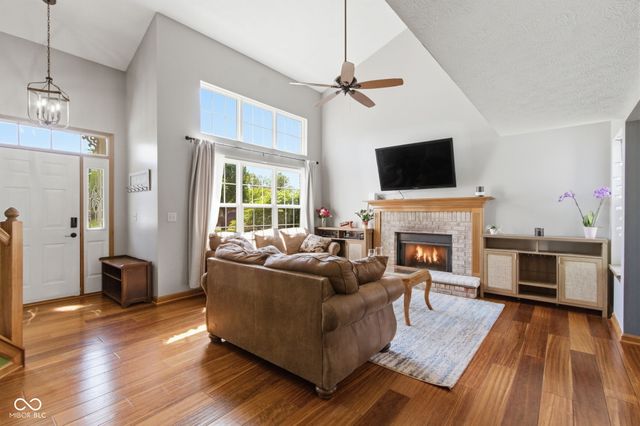 10032 Ironway Drive, Indianapolis, IN 46239