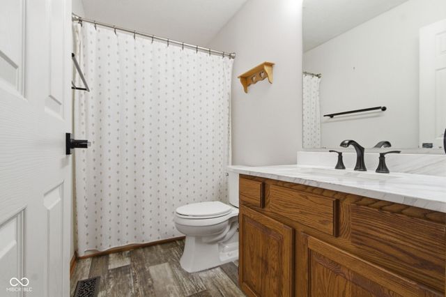 10032 Ironway Drive, Indianapolis, IN 46239