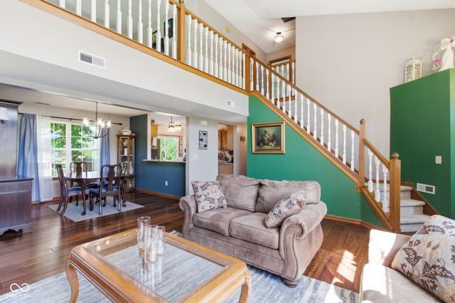 10032 Ironway Drive, Indianapolis, IN 46239