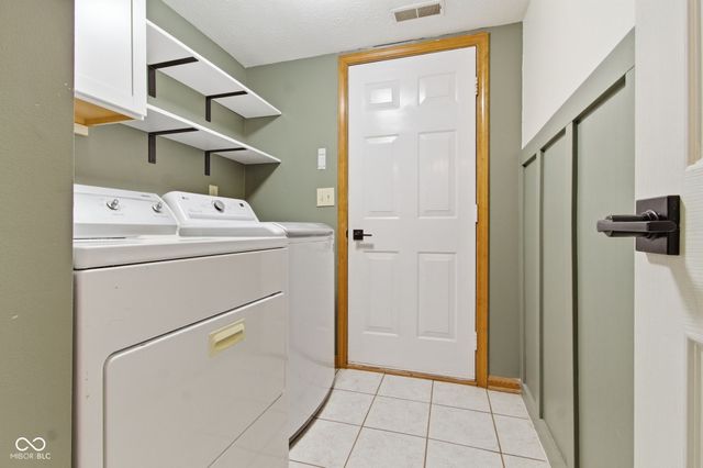 10032 Ironway Drive, Indianapolis, IN 46239