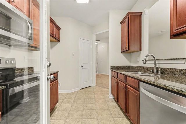 2802 Ridgeview Drive SW, Atlanta, GA 30331