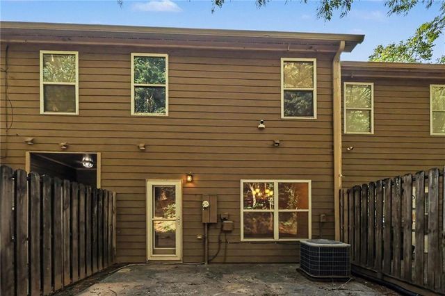 2802 Ridgeview Drive SW, Atlanta, GA 30331