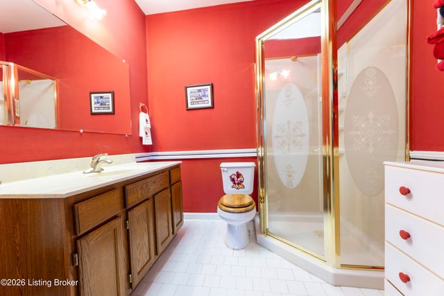 1908 Riva Ridge Rd, Louisville, KY 40214