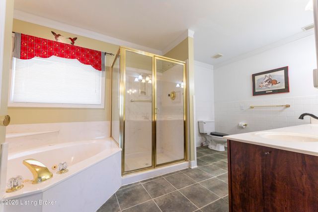 1908 Riva Ridge Rd, Louisville, KY 40214