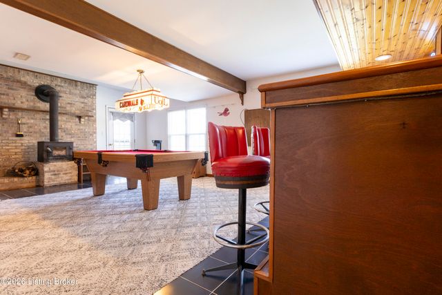 1908 Riva Ridge Rd, Louisville, KY 40214