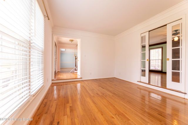 1908 Riva Ridge Rd, Louisville, KY 40214