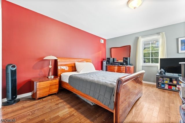 1553 Alps Rd, Wayne Twp., NJ 07470