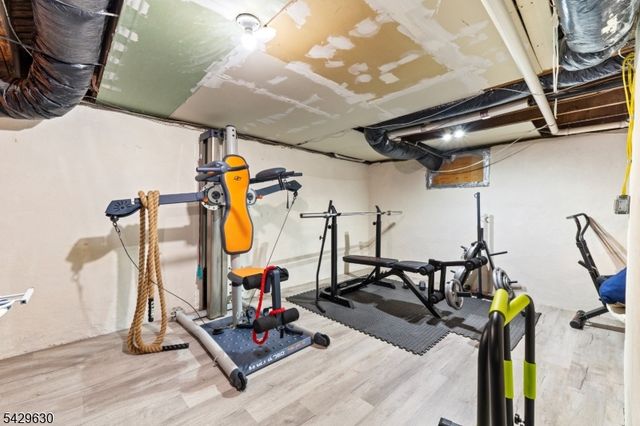 1553 Alps Rd, Wayne Twp., NJ 07470