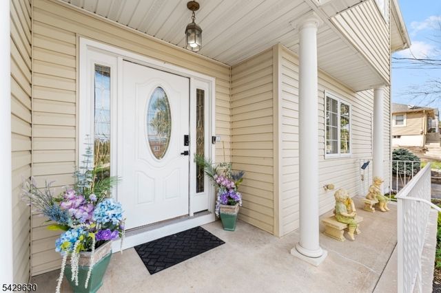 1553 Alps Rd, Wayne Twp., NJ 07470