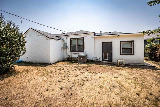 903 NW Columbia Ave, Lawton, OK 73507