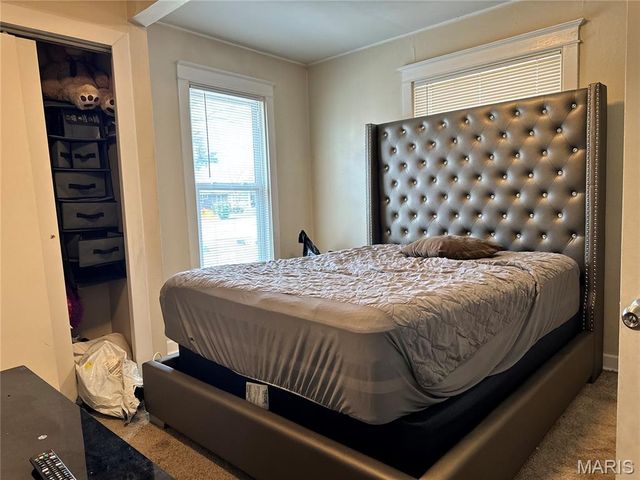 7504 Trenton, University City, MO 63130