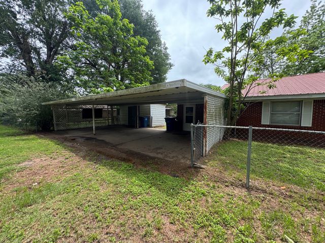 621 French Street, Trinidad, TX 75163