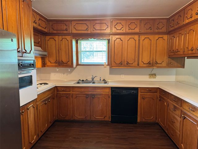621 French Street, Trinidad, TX 75163