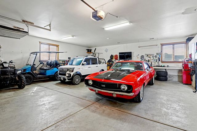 240 N 179th Ct W, Goddard, KS 67052