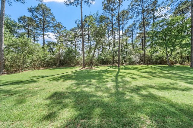 8680 Cedar Meadow Lane, Plantersville, TX 77363