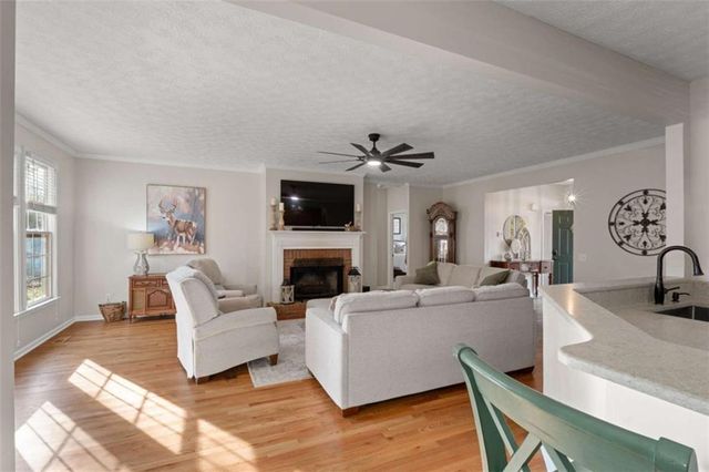 7955 Black Horse Run, Winston, GA 30187