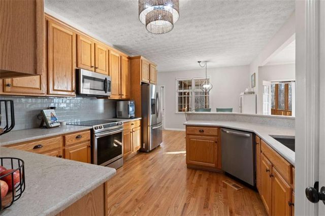 7955 Black Horse Run, Winston, GA 30187