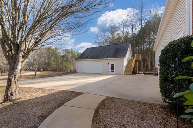 7955 Black Horse Run, Winston, GA 30187