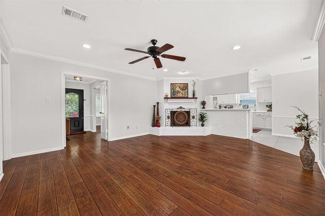 2322 Eaglerock Drive, Houston, TX 77080