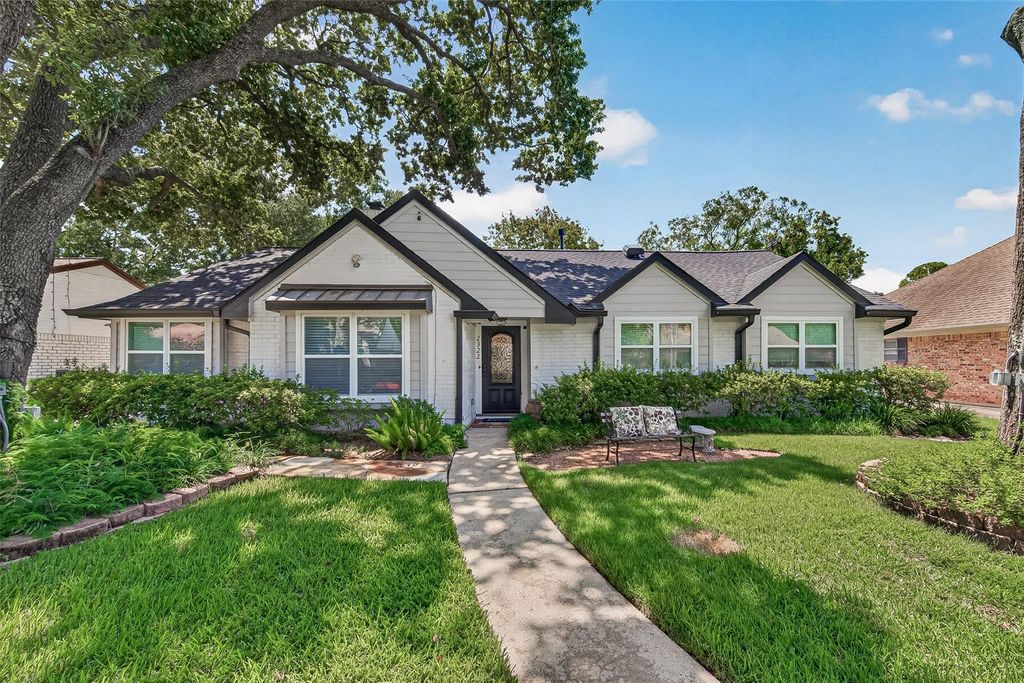 2322 Eaglerock Drive, Houston, TX 77080