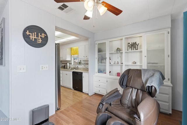 120 N VAL VISTA Drive 267, Mesa, AZ 85213