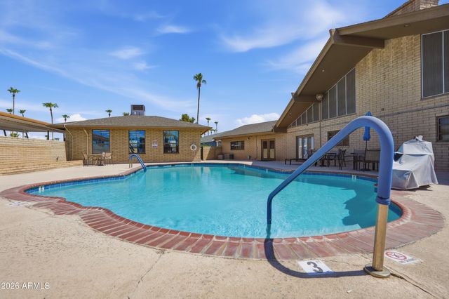 120 N VAL VISTA Drive 267, Mesa, AZ 85213