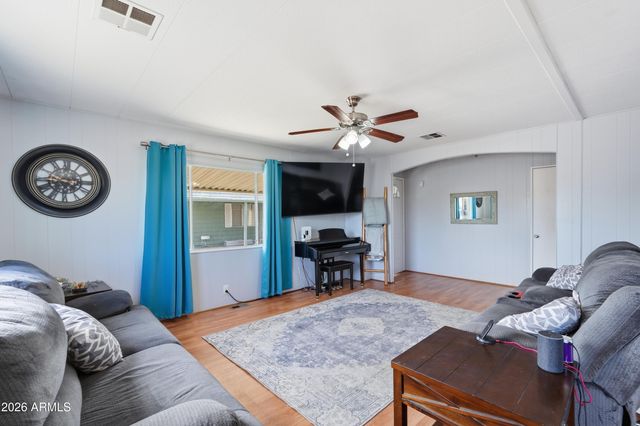 120 N VAL VISTA Drive 267, Mesa, AZ 85213
