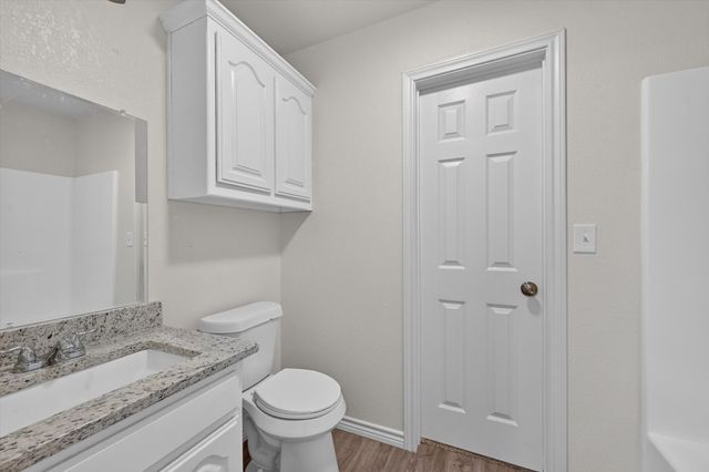 1002 Pine Street, Bonham, TX 75418