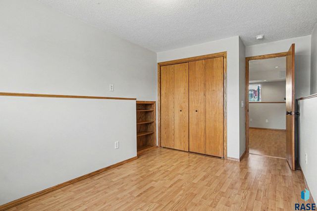 7004 W 51st St Street, Sioux Falls, SD 57106