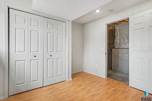 7004 W 51st St Street, Sioux Falls, SD 57106