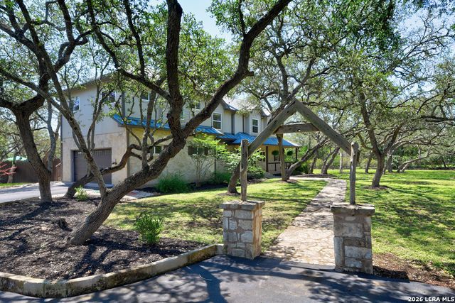 101 CIBOLO HOLLOW N, Fair Oaks Ranch, TX 78015