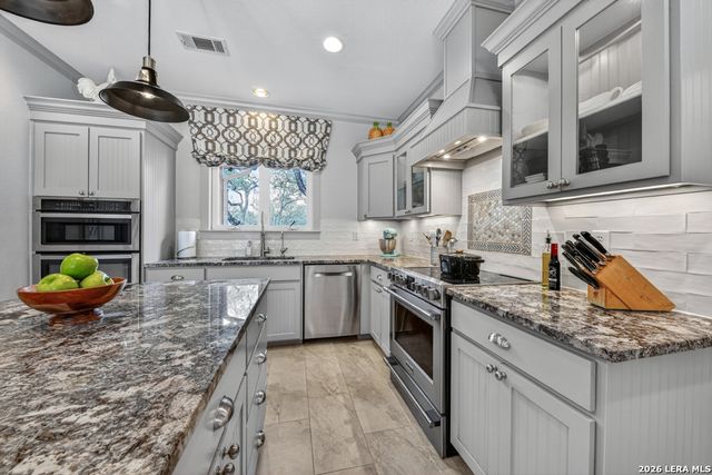 101 CIBOLO HOLLOW N, Fair Oaks Ranch, TX 78015