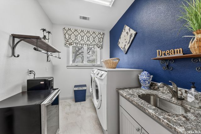101 CIBOLO HOLLOW N, Fair Oaks Ranch, TX 78015