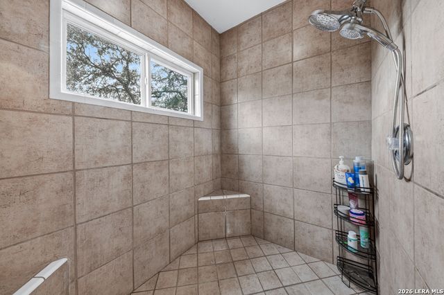 101 CIBOLO HOLLOW N, Fair Oaks Ranch, TX 78015
